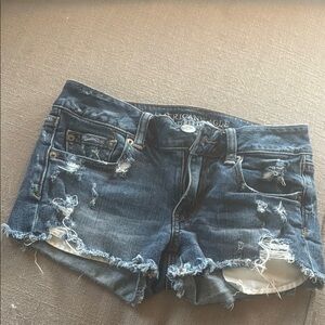 American Eagle Outfitters Blue Distressed Jean Shortie shorts size 0